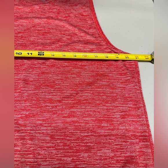 Xersion EverAir Muscle Tank Top Sleeveless Size L Red Shirt - Picture 8 of 10